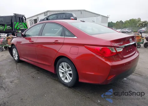 2014 Hyundai Sonata Gls z USA, uszkodzony, nr VIN 5NPEB4AC7EH946347